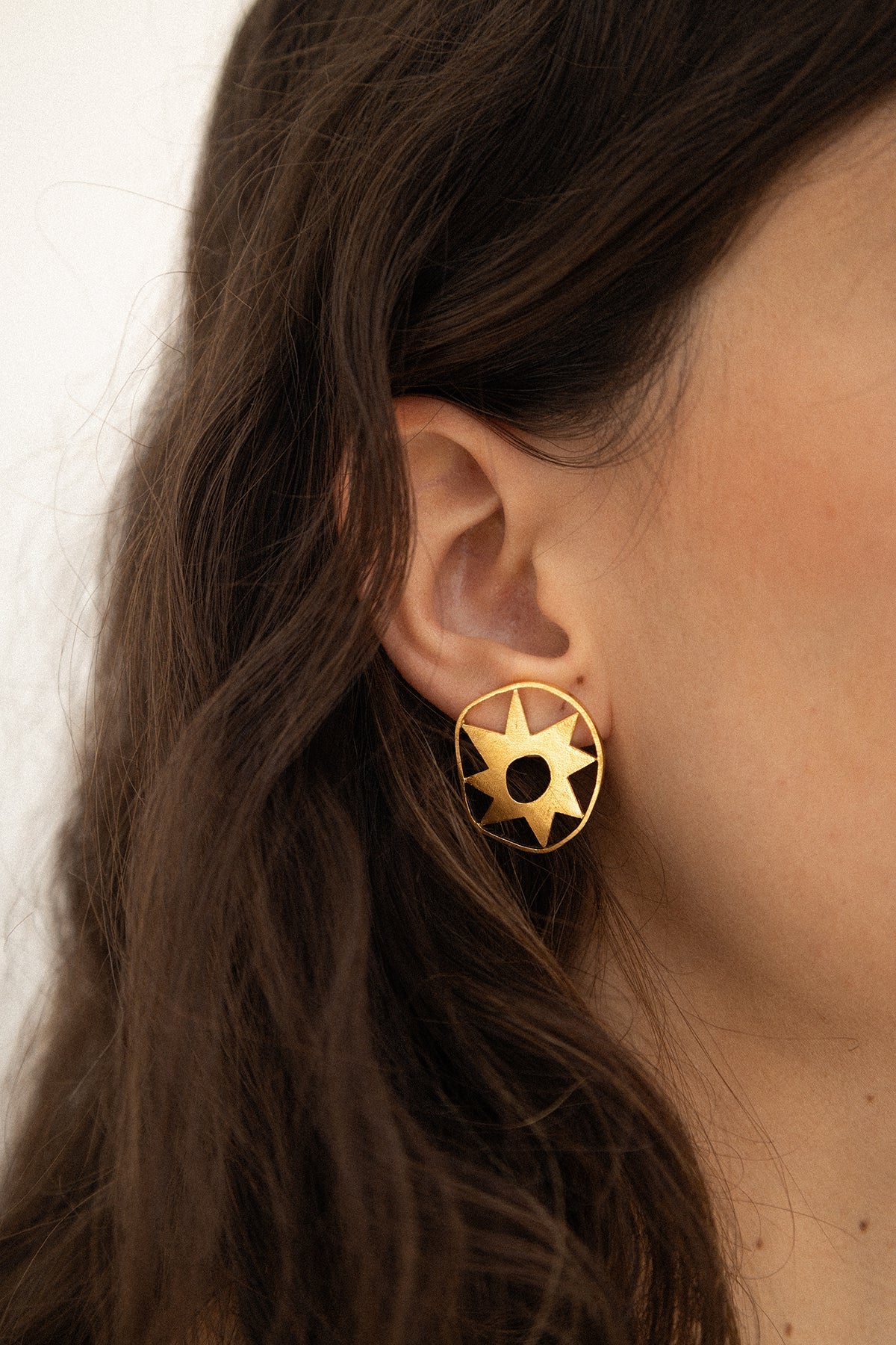 Brincos Solei Grandes dourados