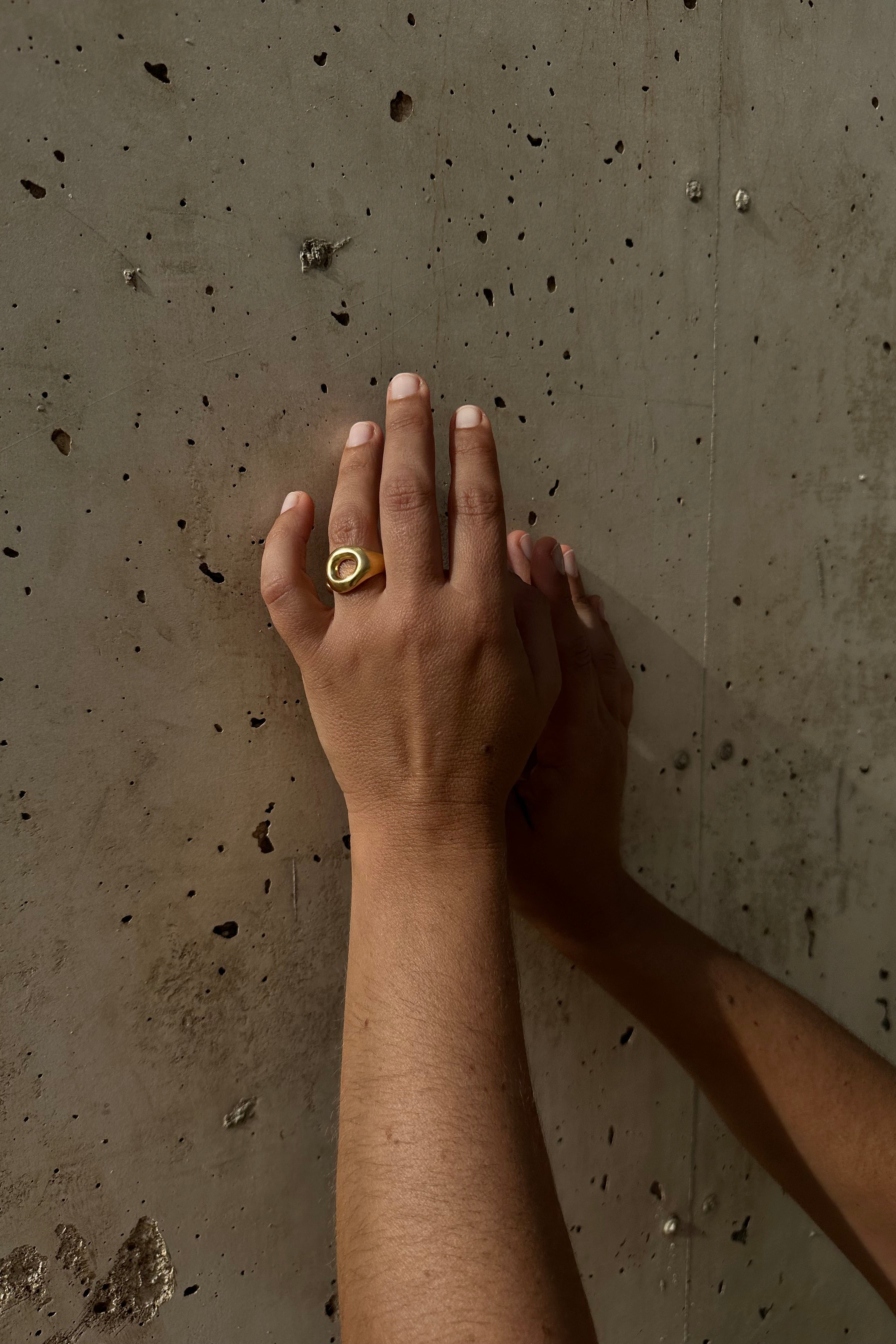 Anel Gestus Olho Dourado