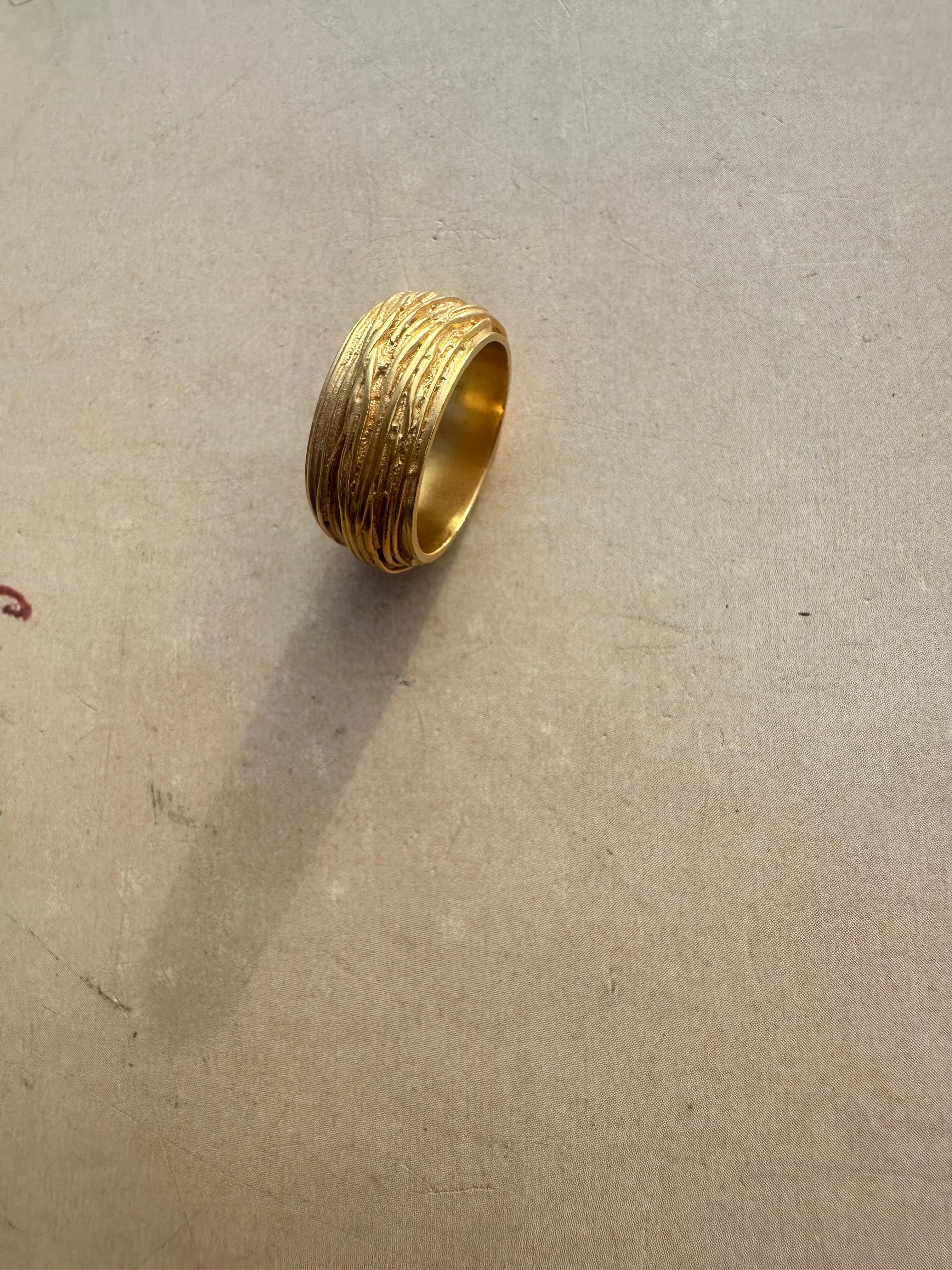 Gestus Wire goldplated Ring