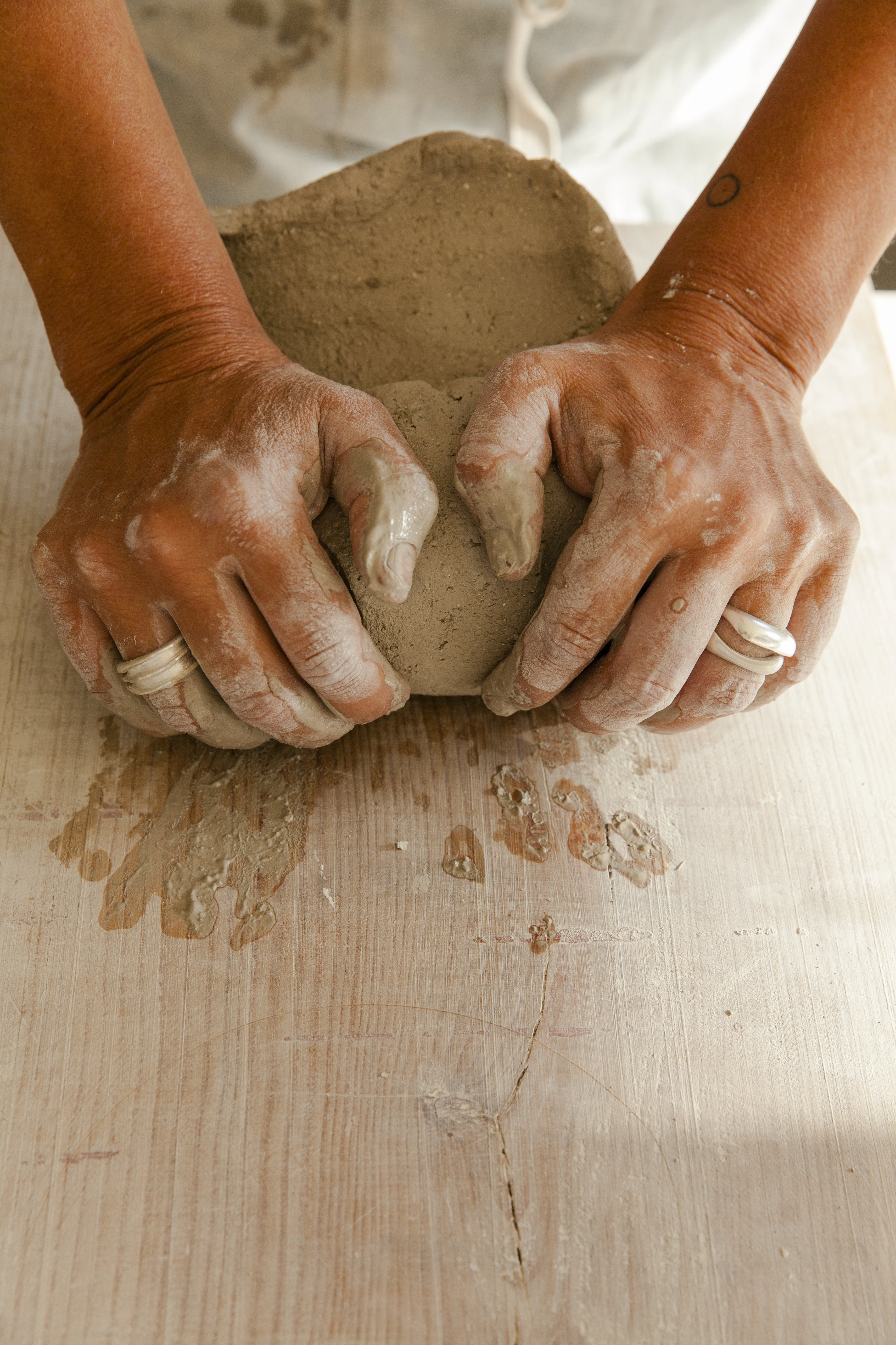 Gestus Curved silver Ring