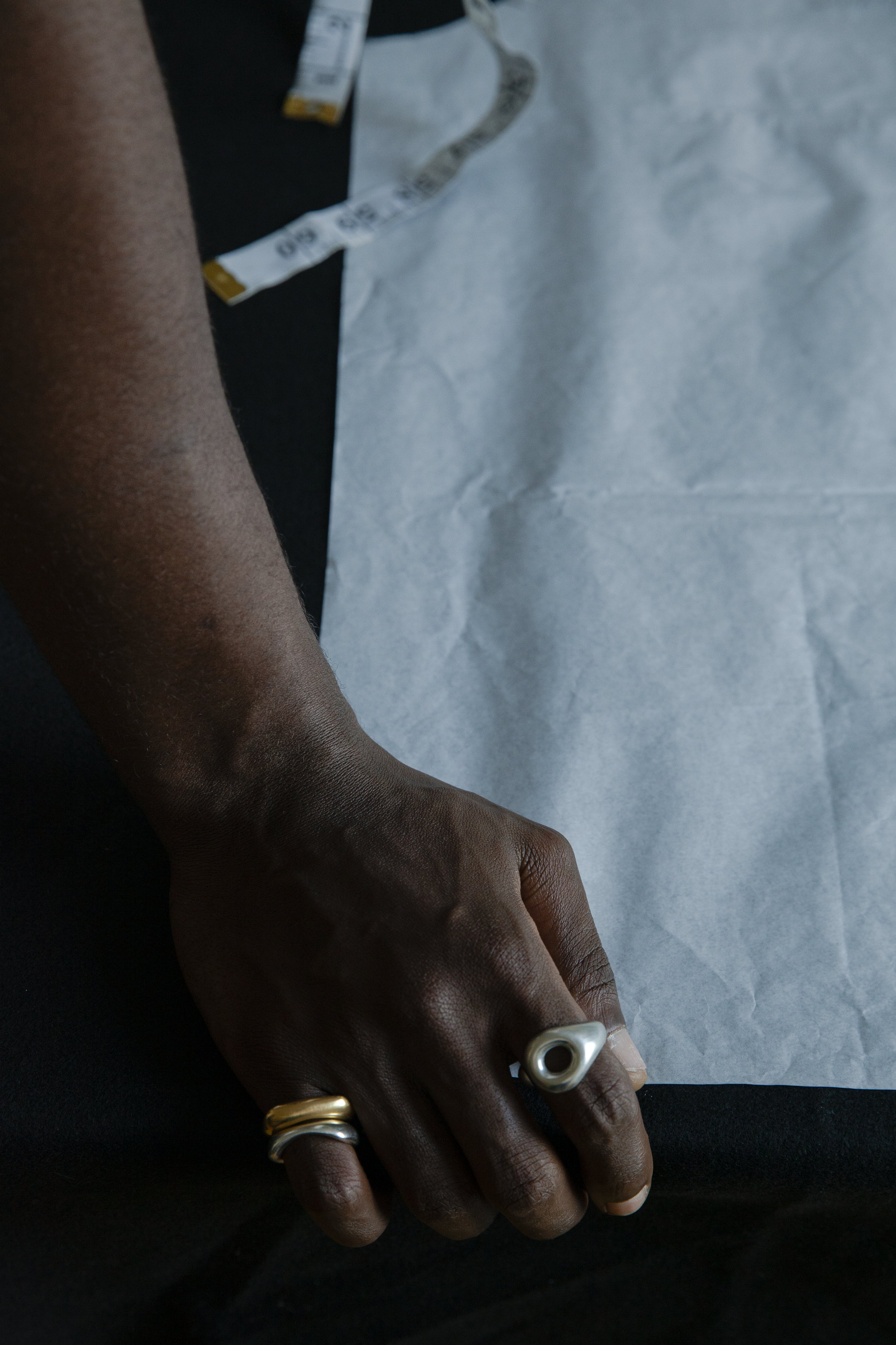 Gestus Curved goldplated Ring