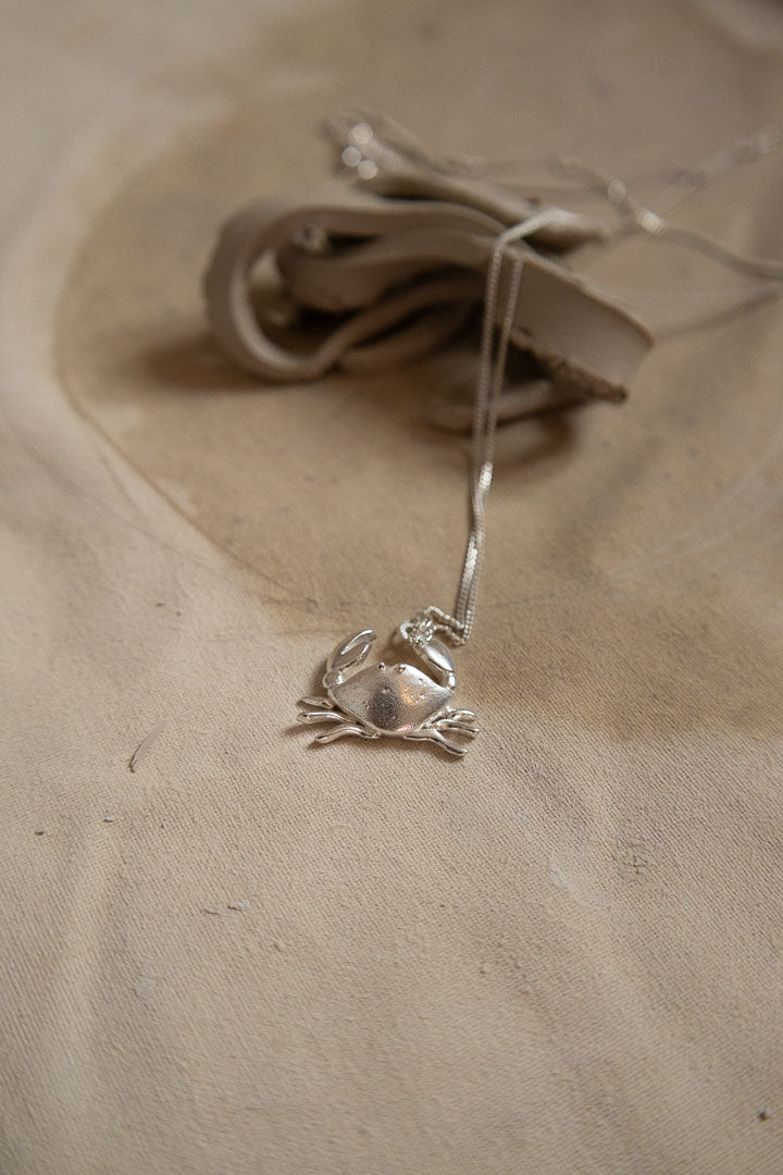 Animália Crab Pendant