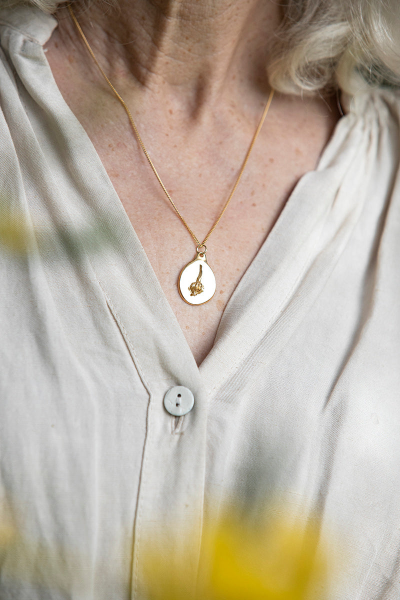 Colar Floria Dente de Leão Dourado