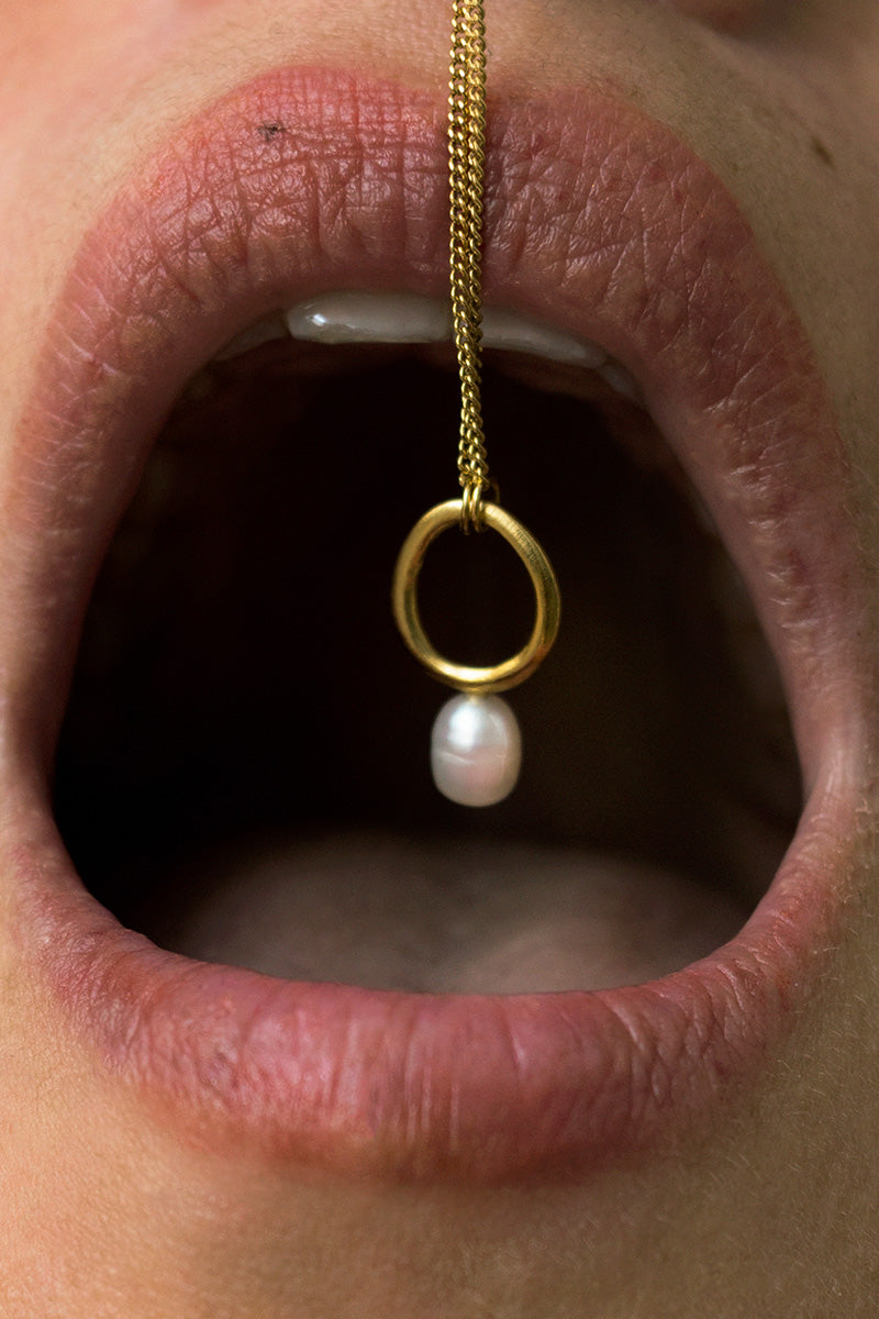 Azura Pearl Ring Necklace