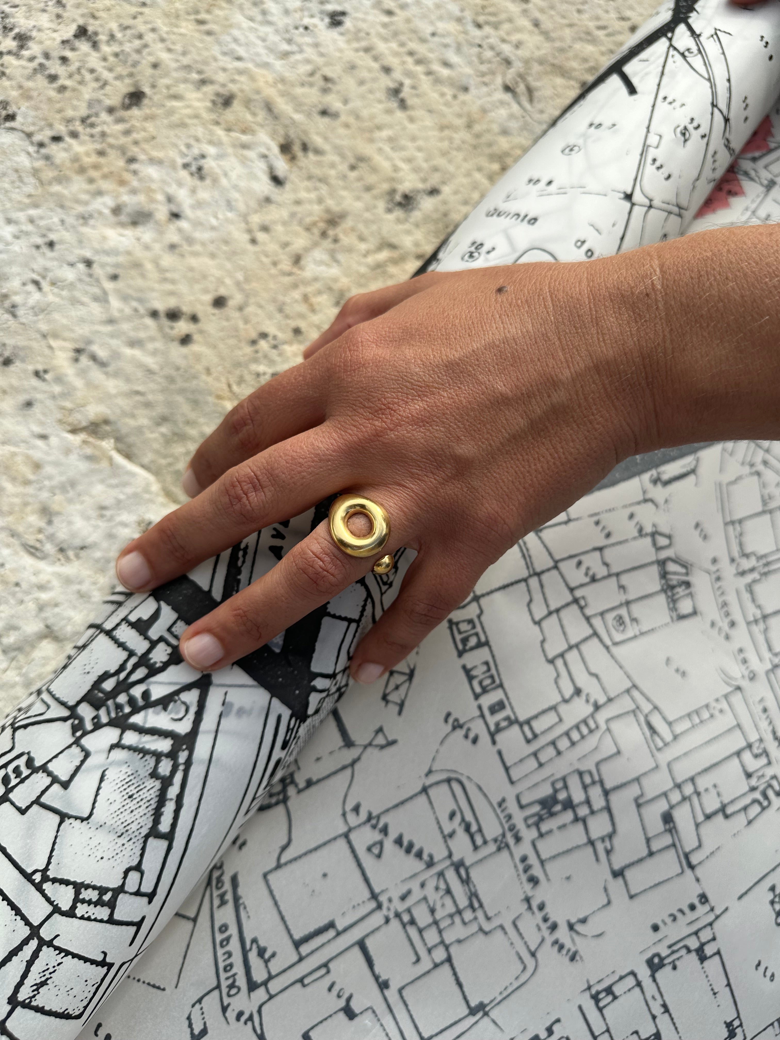 Anel Gestus Olho Dourado