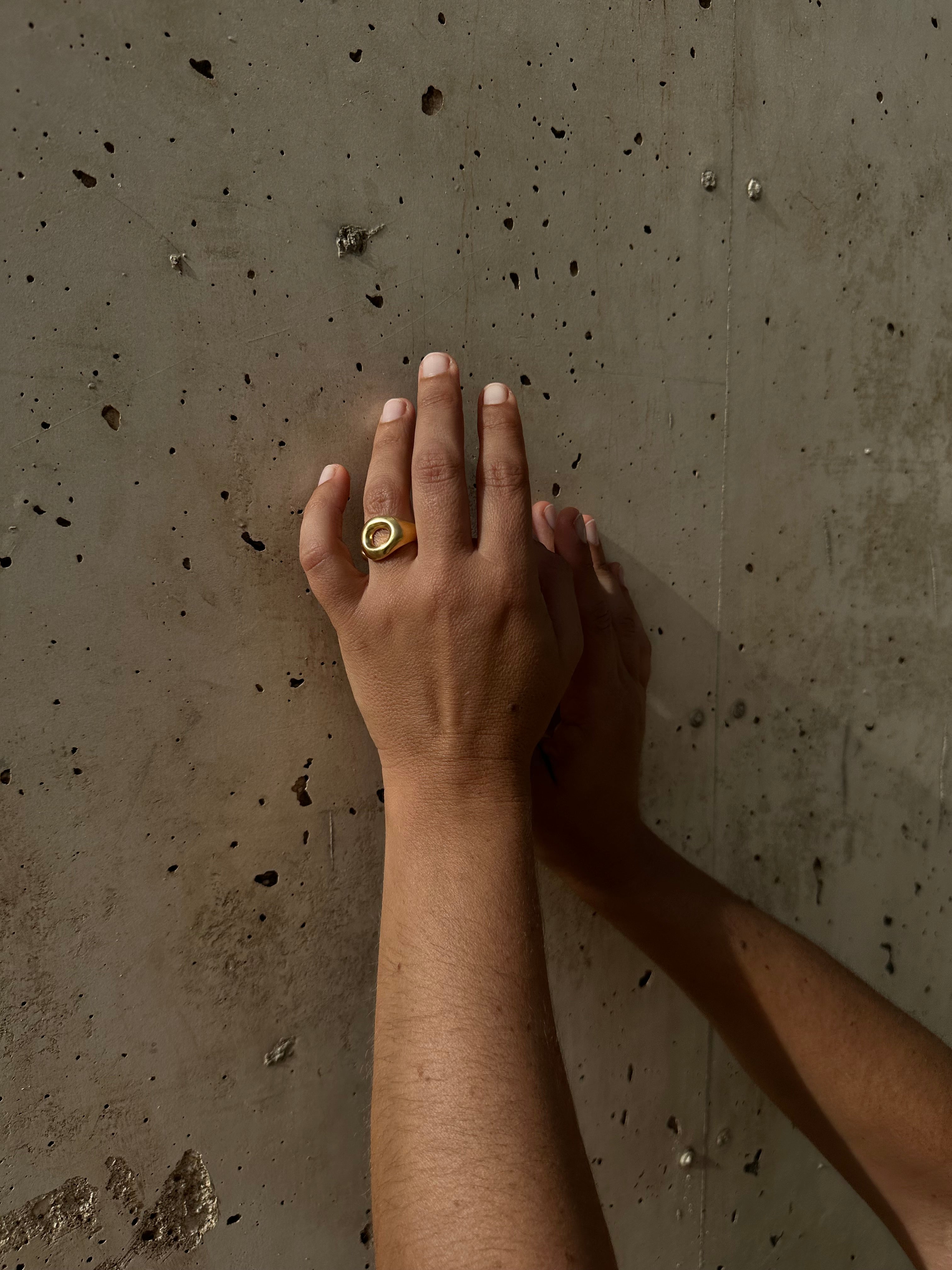 Anel Gestus Olho Dourado