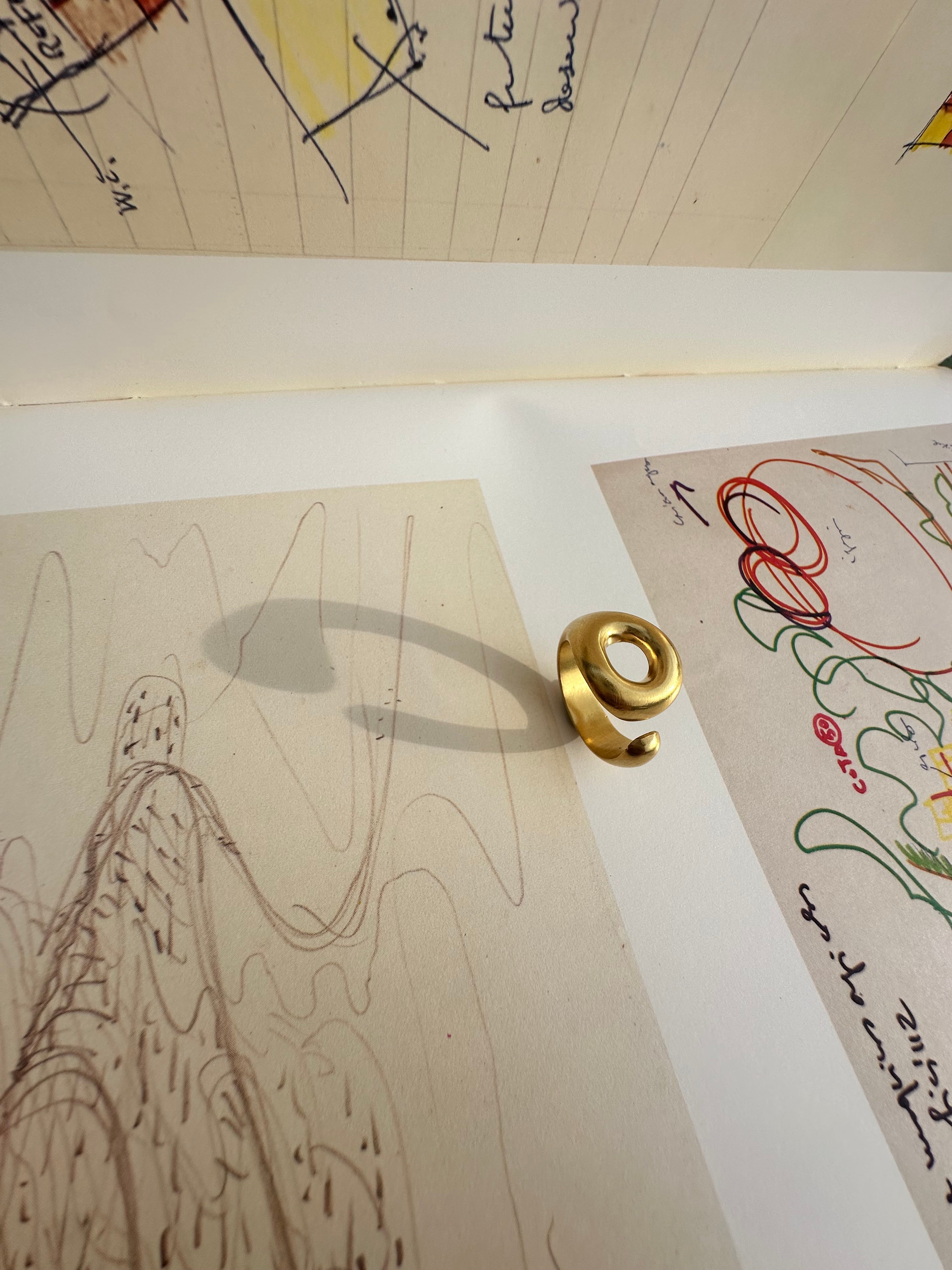 Anel Gestus Olho Dourado