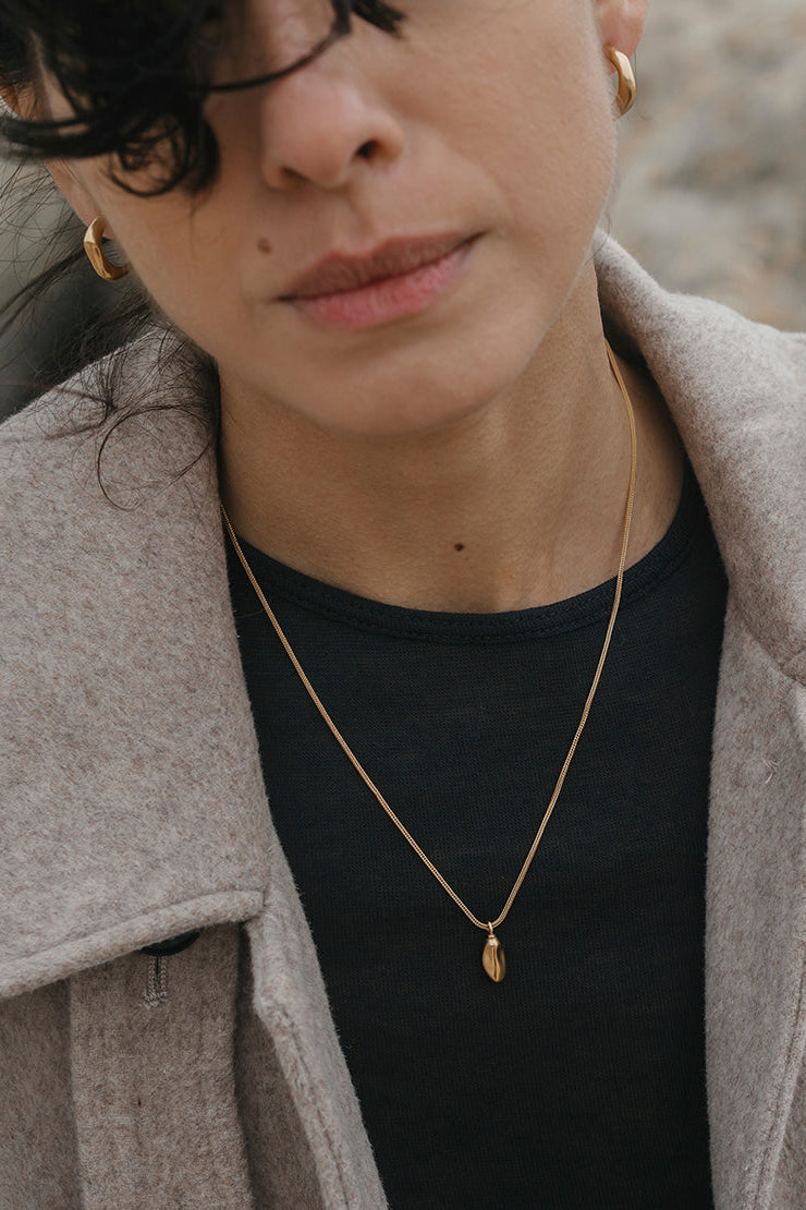 Orla Pendant Necklace 